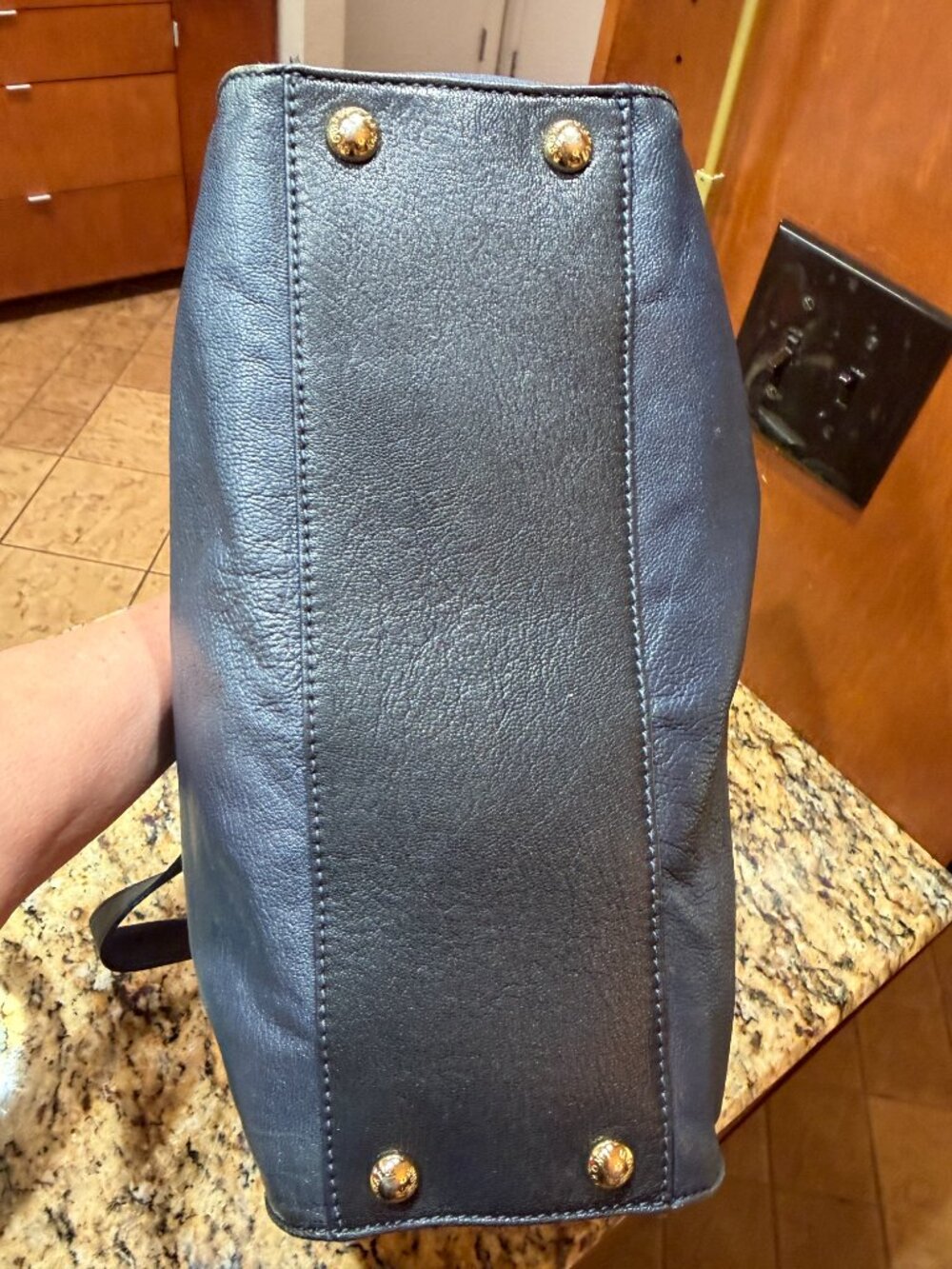 MICHAEL KORS HAMILTON LARGE LEATHER TOTE BAG IN NAVY - EUC - Picture 8 of 8